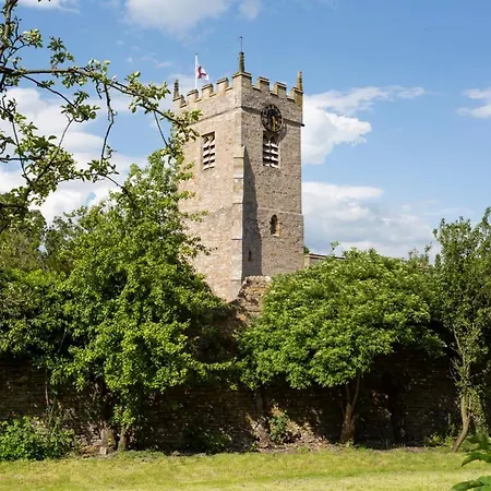 Villa Bishop Sleeps 20 Wifi Middleham